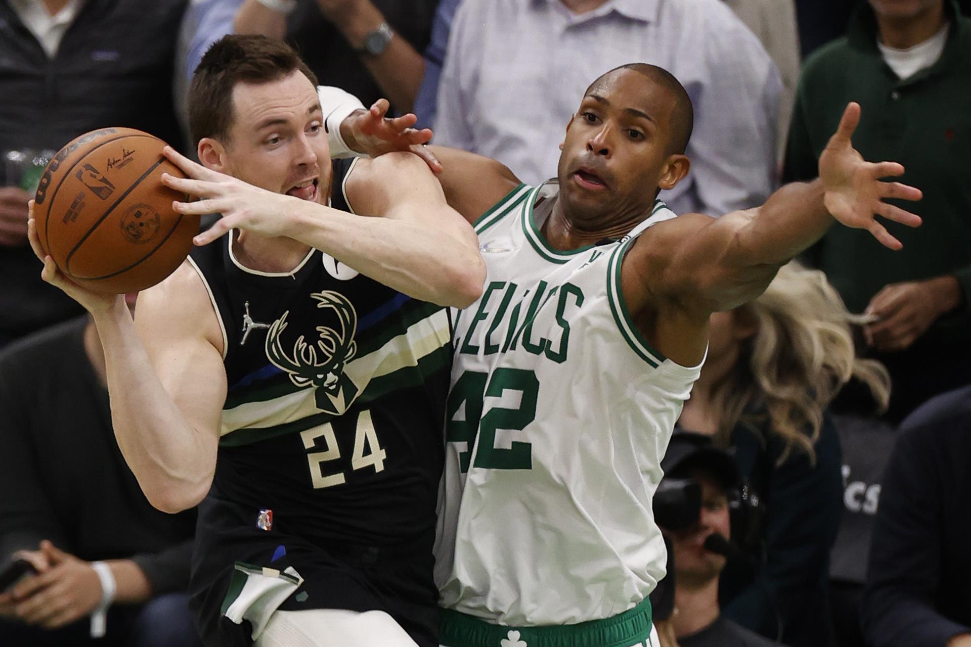 EFE/EPA/CJ GUNTHER SHUTTERSTOCK OUT
