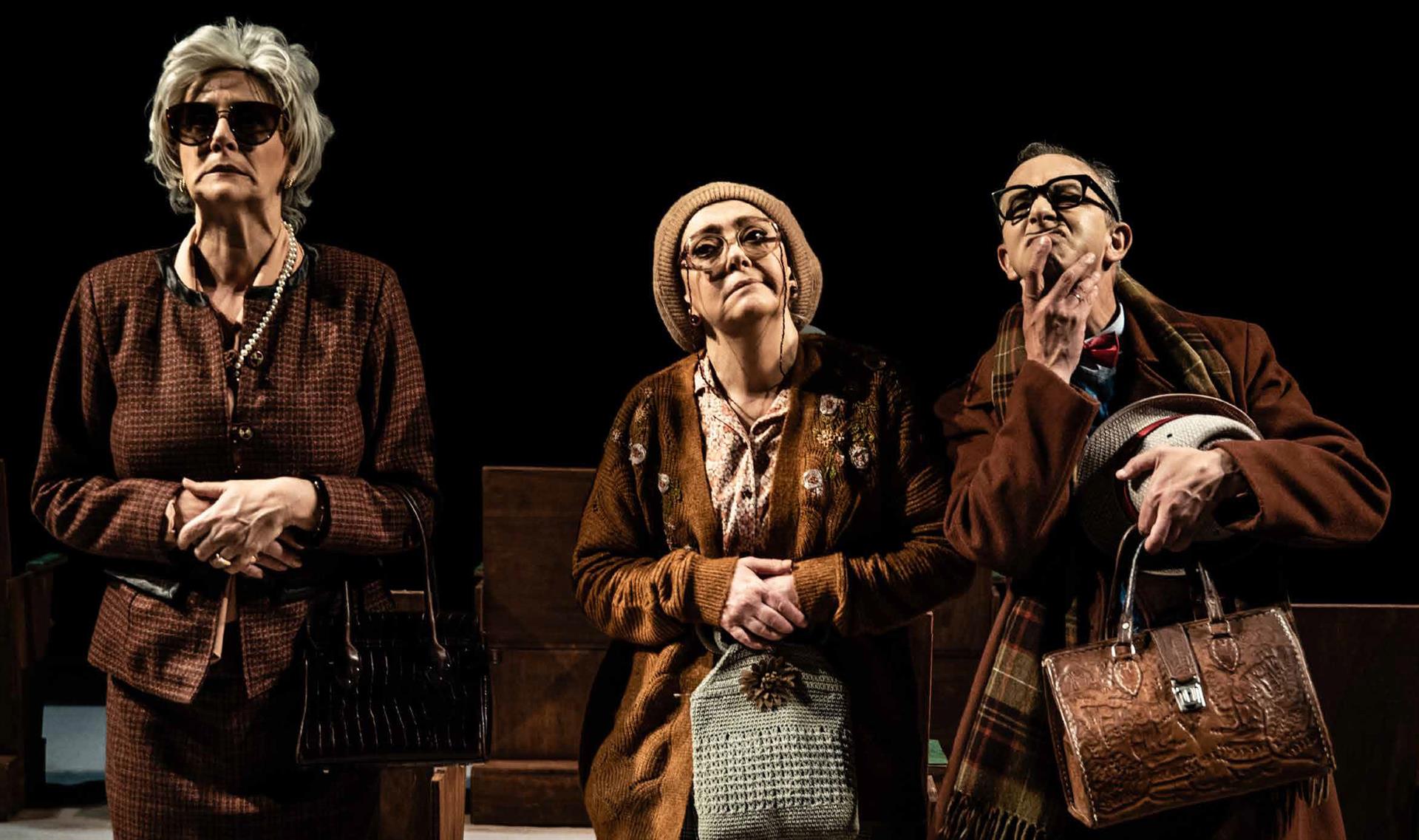 Fotografía cedida por el Festival Internacional de Teatro Hispano de Miami (FITH) de una escena de la producción uruguaya titulada 