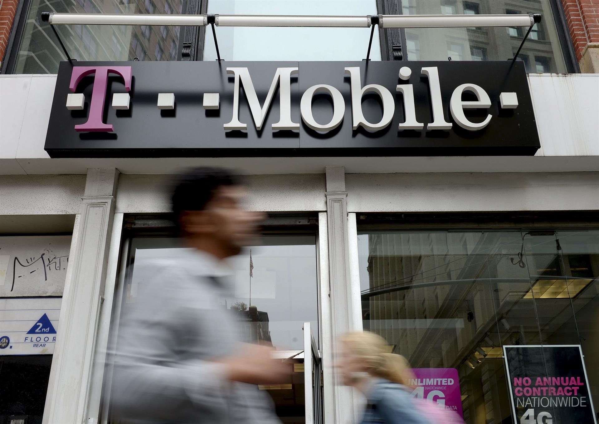 Vista de una tienda de T-Mobile en Nueva York (EE.UU.), en una fotografía de archivo. EFE/Justin Lane
