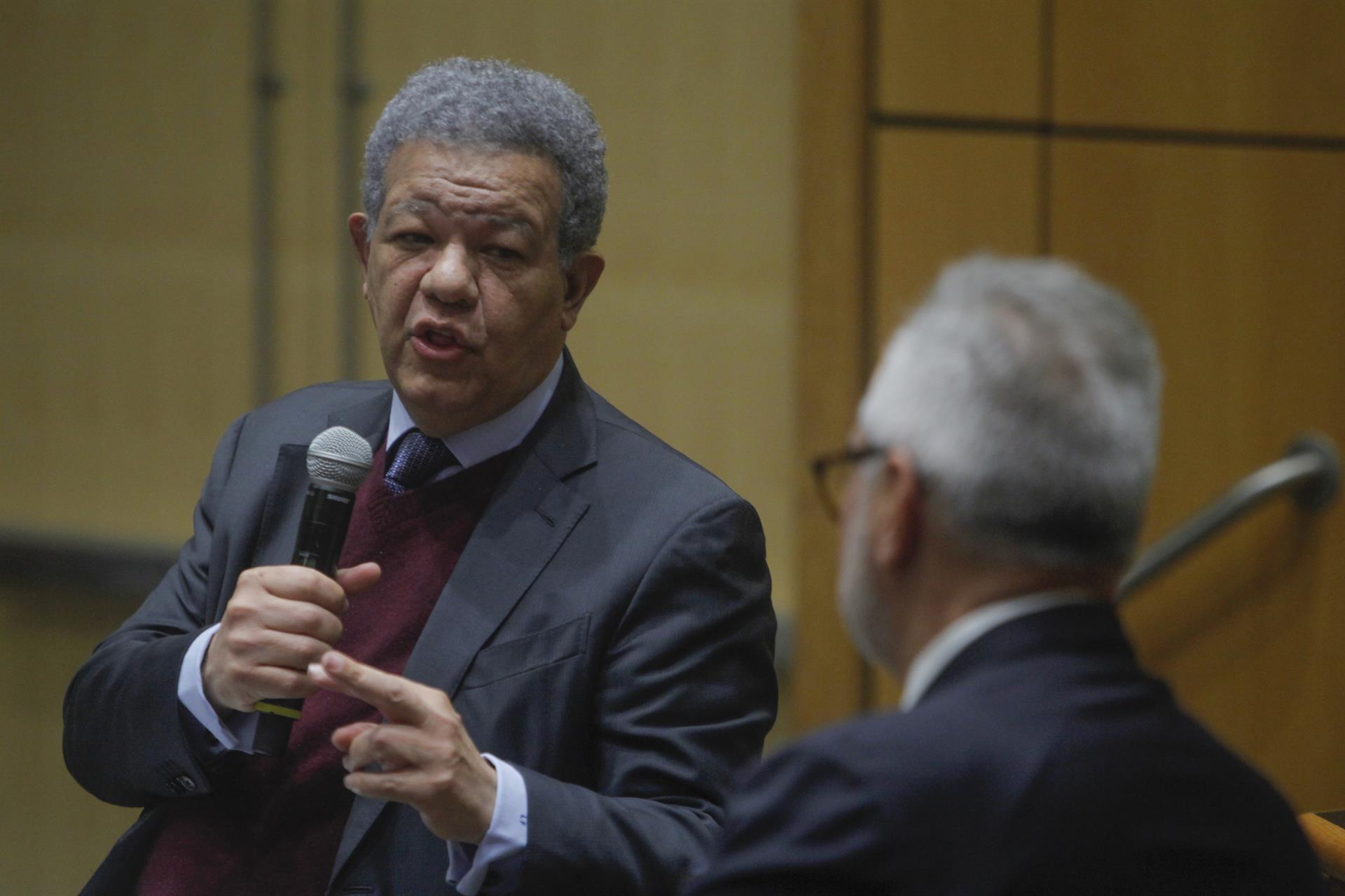El expresidente de República Dominicana, Leonel Fernández, participa en el Foro Global de Latinoamérica y el Caribe 2022 hoy, que se realiza en el marco de la Asamblea General de Naciones Unidas, en Nueva York (EE.UU.). EFE/ Carlos Lemos
