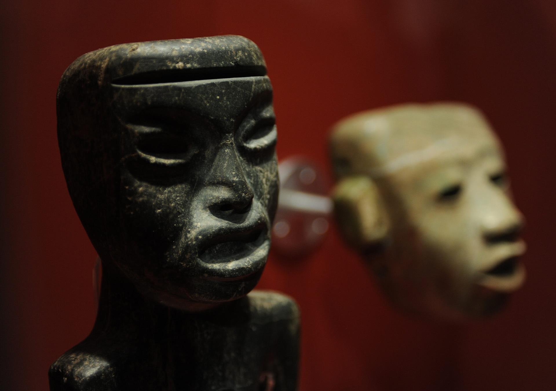 Imagen de archivo de unas esculturas de hombres perteneciente a la cultura Teotihuacana. EFE/Mario Guzmán
