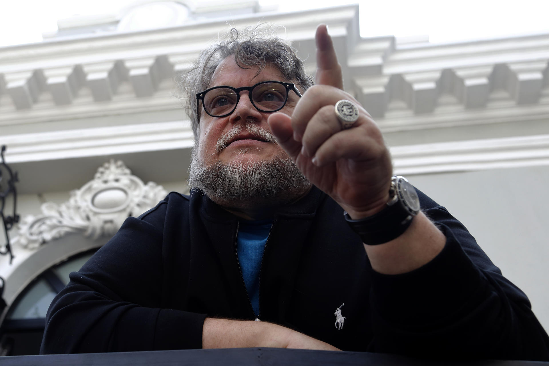 Fotografía de archivo fechada el 27 de mayo de 2019 del director de cine mexicano, Guillermo del Toro, durante un acto protocolario en la ciudad Guadalajara, estado de Jalisco (México). EFE/Francisco Guasco
