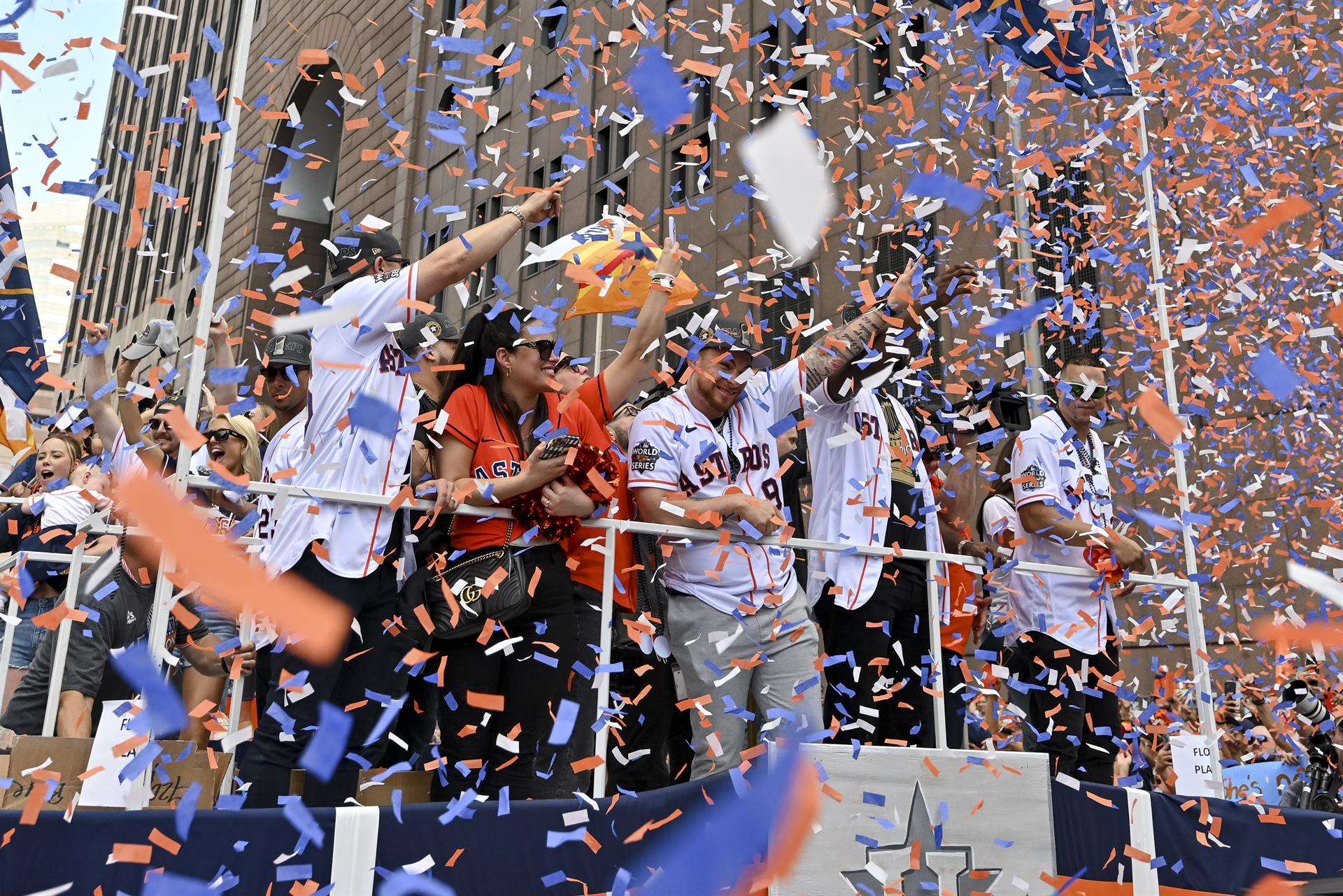 Desfile de los Astros por título de Serie Mundial será el lunes