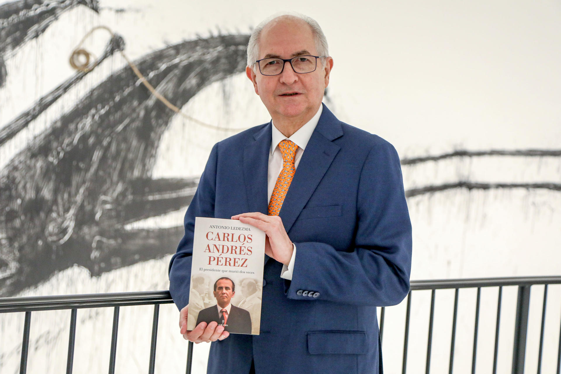 Ledezma presenta en Miami su libro biográfico sobre Carlos Andrés Pérez -  Hola News