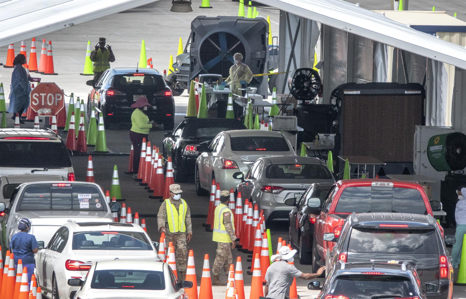 Prevén 2,7 millones de viajeros por carretera en Florida en Acción de Gracias ARCHIVO/EFE/EPA/CRISTOBAL HERRERA-ULASHKEVICH