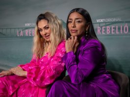 Cuatro mujeres montan “La Rebelión”, una serie mexicana para romper moldes Las actrices mexicanas Aracely Arámbula (i) y Adriana Paz posan durante una entrevista con EFE, el 15 de noviembre de 2022, en Ciudad de México (México). EFE/Isaac Esquivel