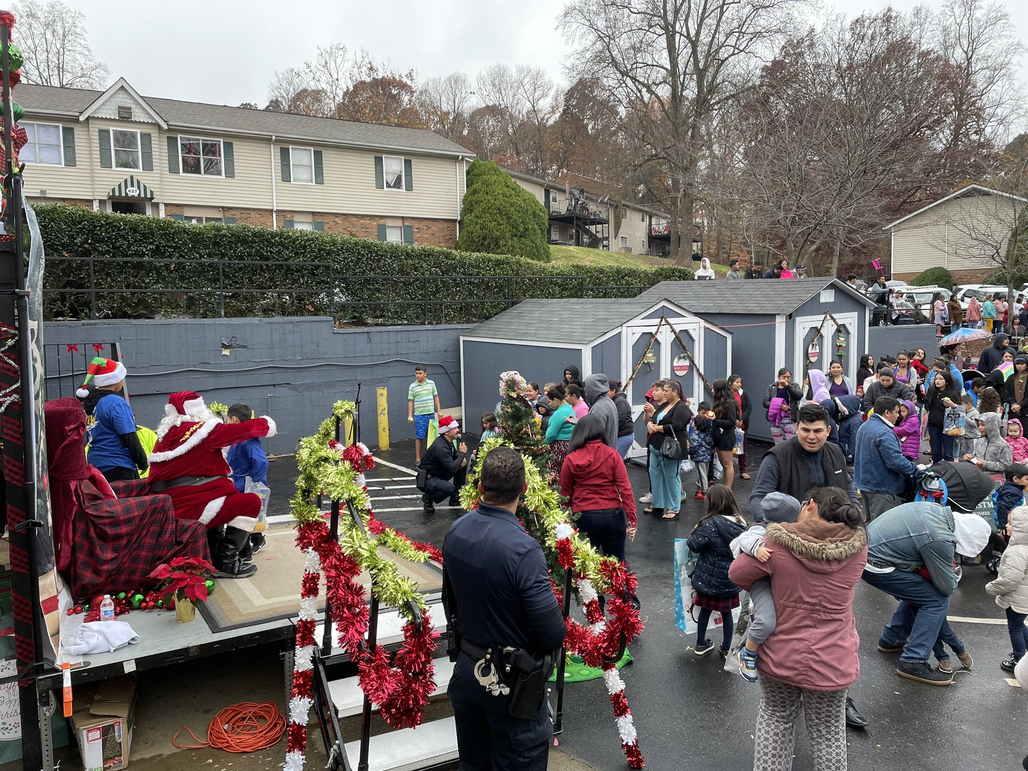 CMPD delivered toys to apartments in South Charlotte