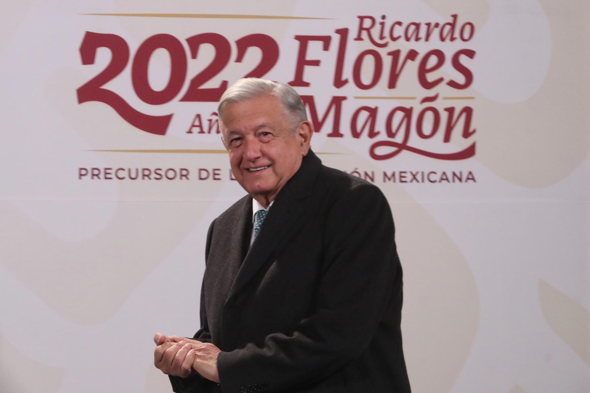 El presidente de México, Andrés Manuel López Obrador, habla durante una rueda de prensa en el Palacio Nacional, en Ciudad de México (México).EFE/ Sáshenka Gutiérrez
