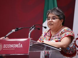 Imagen de archivo de la secretaria de Economía, Raquel Buenrostro, durante un acto celebrado en Ciudad de México (México). EFE/ José Méndez
