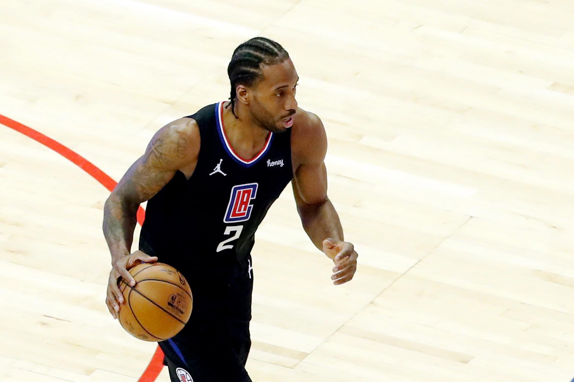 El alero de Los Angeles Clippers Kawhi Leonard, en una fotografía de archivo. EFE/EPA/Etienne Laurent
