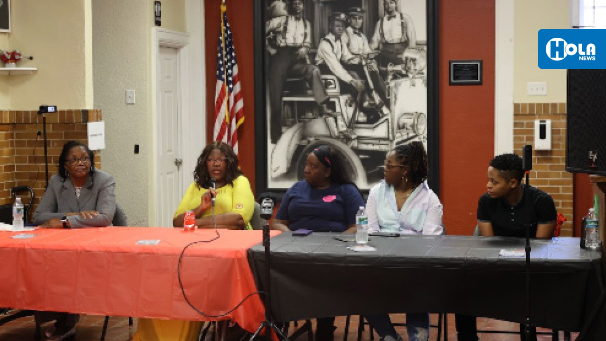 Honran a mujeres bomberas por trayectoria en Jacksonville