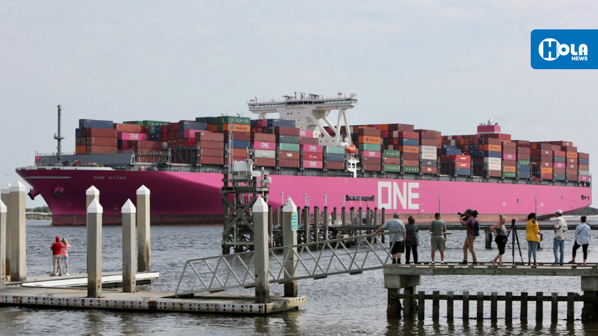 El barco más grande de carga “One Stork” llegó a JaxPort