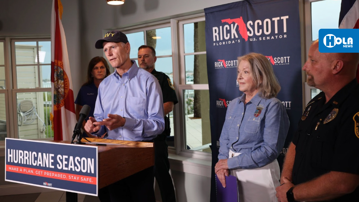 Informan a la comunidad sobre huracanes en San Agustín