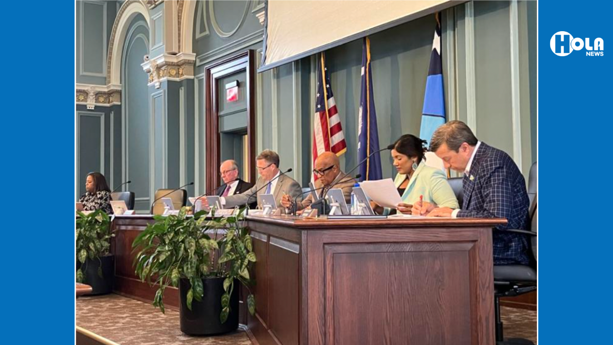 Concejales dan aprobación inicial para aumentar sus propios salarios