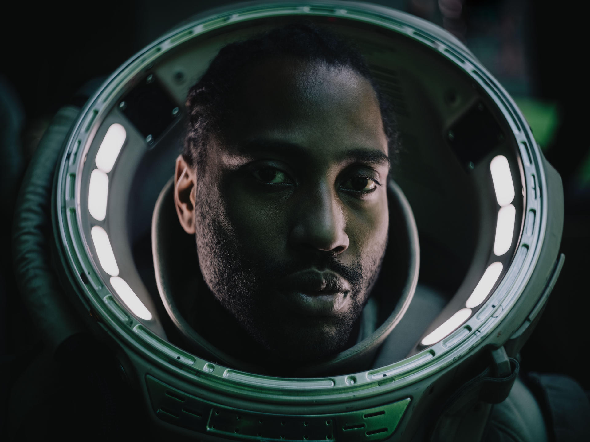 “The Creator”, cuando la ciencia ficción se convierte en inquietante profecía sobre la IA Fotograma cedido hoy por 20th Century Studios donde aparece John David Washington como Joshua, durante una escena de la película "The Creator", que aterriza en las salas de cine internacionales este fin de semana. EFE/20th Century Studios /Oren Soffer /SOLO USO EDITORIAL /NO VENTAS /SOLO DISPONIBLE PARA ILUSTRAR LA NOTICIA QUE ACOMPAÑA /CRÉDITO OBLIGATORIO