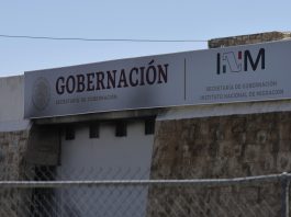 Fotografía de la fachada de la estación del Instituto Nacional de Migración (INM), ho, en la fronteriza Ciudad Juárez, Chihuahua (México). EFE/Luis Torres
