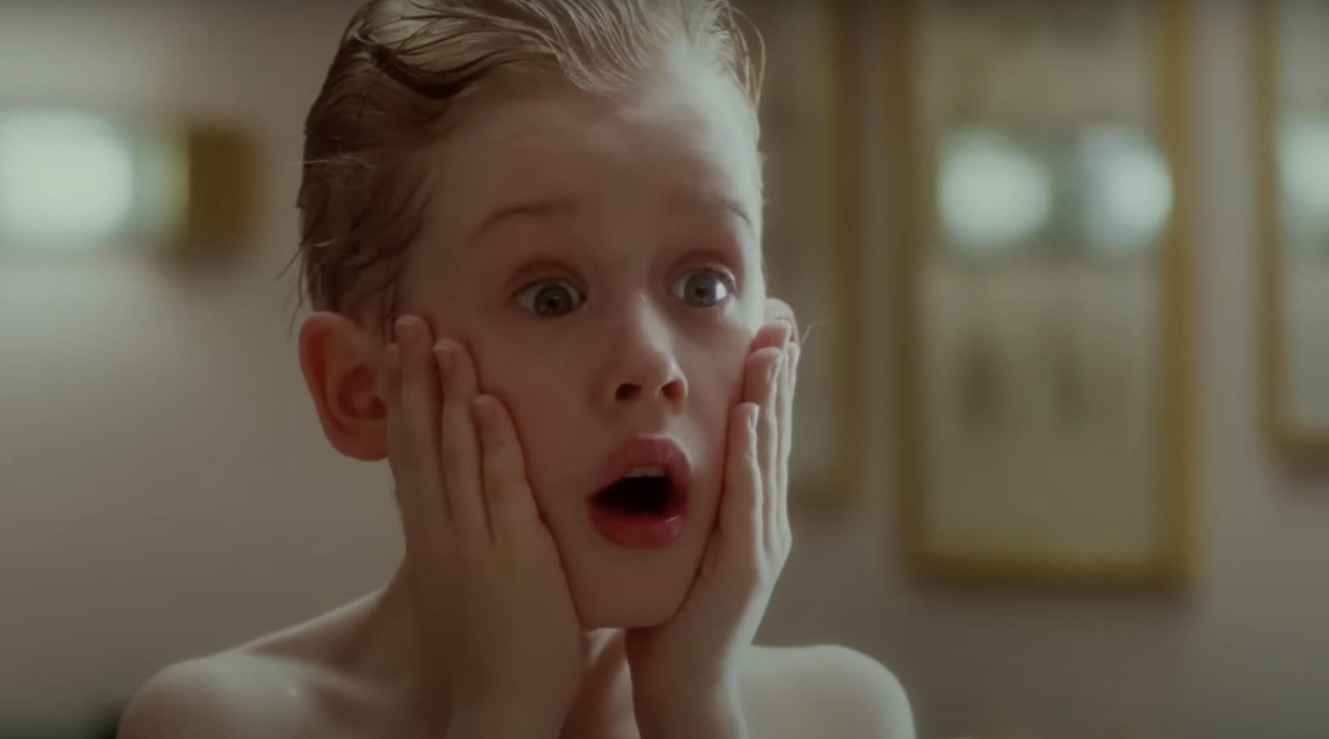 ‘Home Alone’ y ‘Terminator 2’, entre las películas que EEUU guardará para la posteridad Fotograma cedido por Fox/Disney donde se observa al actor Macaulay Culkin en el papel de Kevin McCallister durante una escena de la película de 1990 "Home Alone" ('Mi pobre angelito' para Latinoamérica) de Chris Columbus. EFE/ Fox/Disney SOLO USO EDITORIAL/SOLO DISPONIBLE PARA ILUSTRAR LA NOTICIA QUE ACOMPAÑA (CRÉDITO OBLIGATORIO)