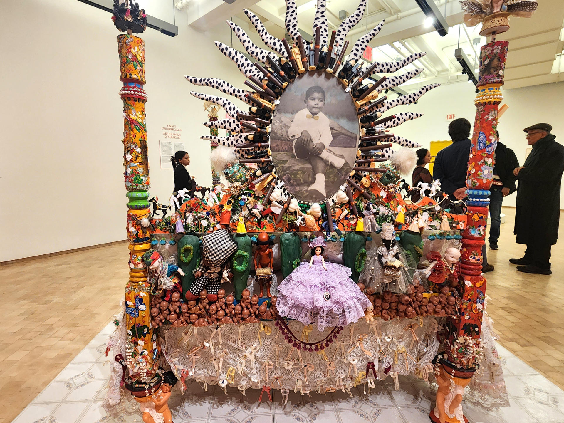 Museo del Barrio de Nueva York abre la segunda parte de su exposición más ambiciosa Vista hoy de la obra 'La cama' del puertorriqueño Pepón Osorio, durante la apertura de la segunda parte de la exposición 'Something Beautiful: Reframing La Colección' en el Museo del Barrio de Nueva York (EE.UU). EFE/Ruth E.Hernández