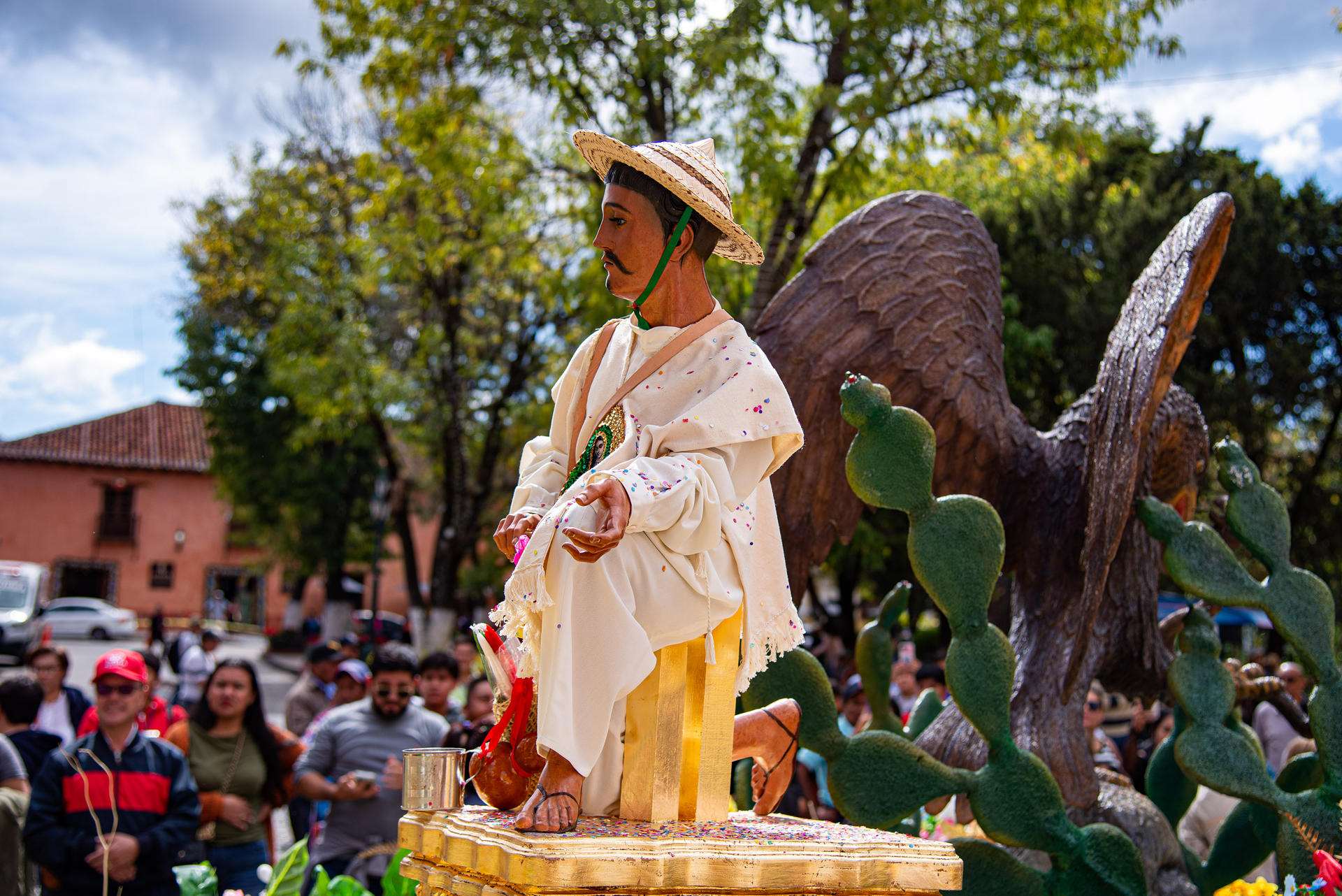 Indígenas tzotziles y tzeltales veneran a San Juan Diego en el sur de México Pobladores festejan a San Diego hoy, una tradición que celebran los mayas tzotziles desde hace 85 años en el municipio de San Cristóbal de las Casas, estado de Chiapas (México). EFE/Carlos López