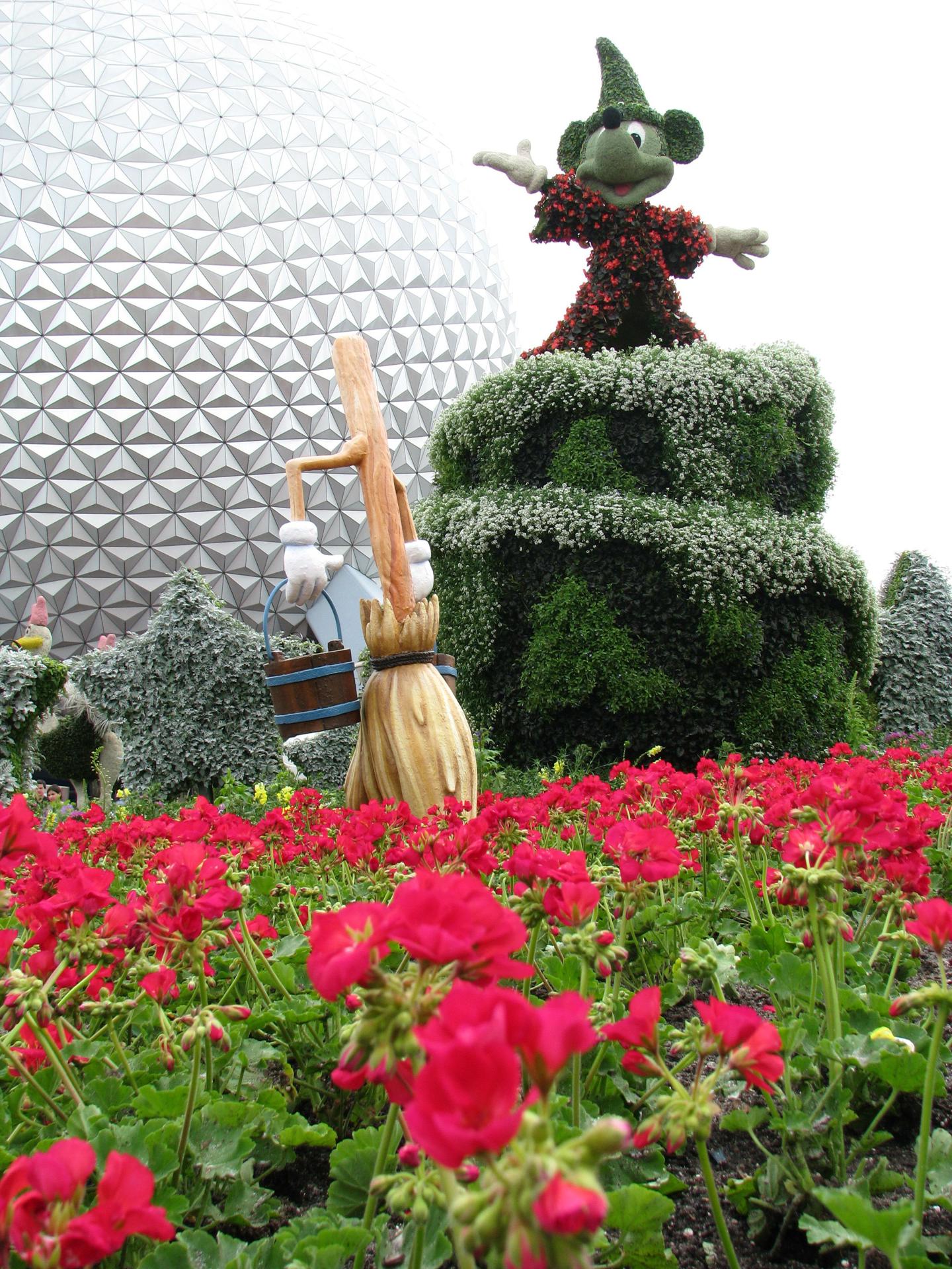 La junta del distrito de Disney nombrada por DeSantis critica a la anterior gestión Archivo. EFE/SINAI CHIRINOS