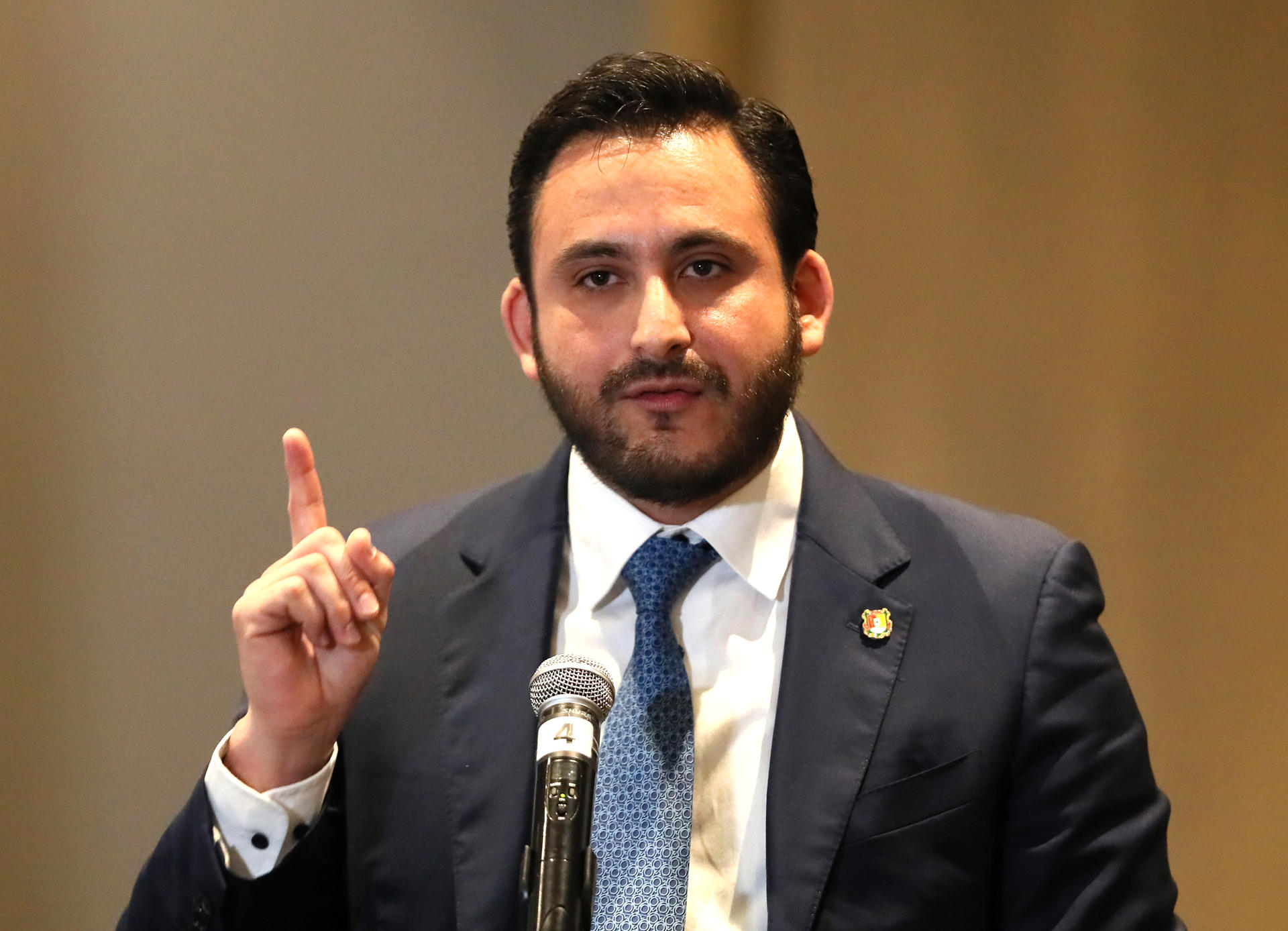 México será el país invitado en la Feria Internacional de Turismo de 2025 El presidente de la Unión de Secretarios de Turismo de México (Asetur), Enrique Suárez, habla durante una rueda de prensa hoy, en la Ciudad de México (México). EFE/ Mario Guzmán