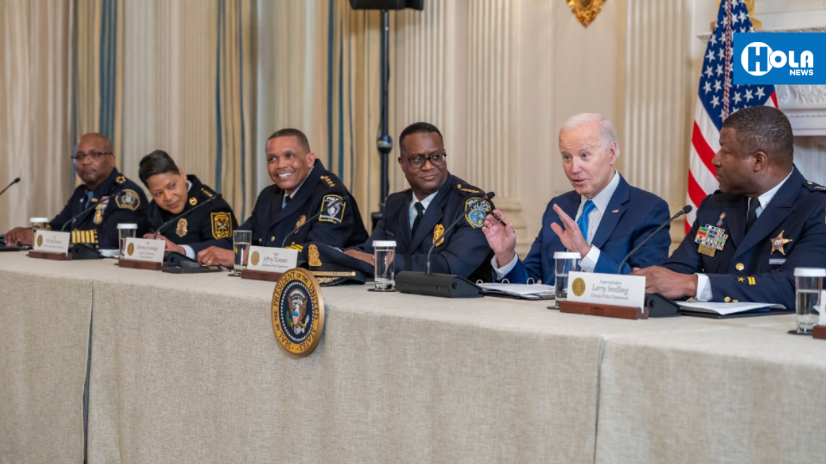 Jefe de policía se reunió con presidente Biden