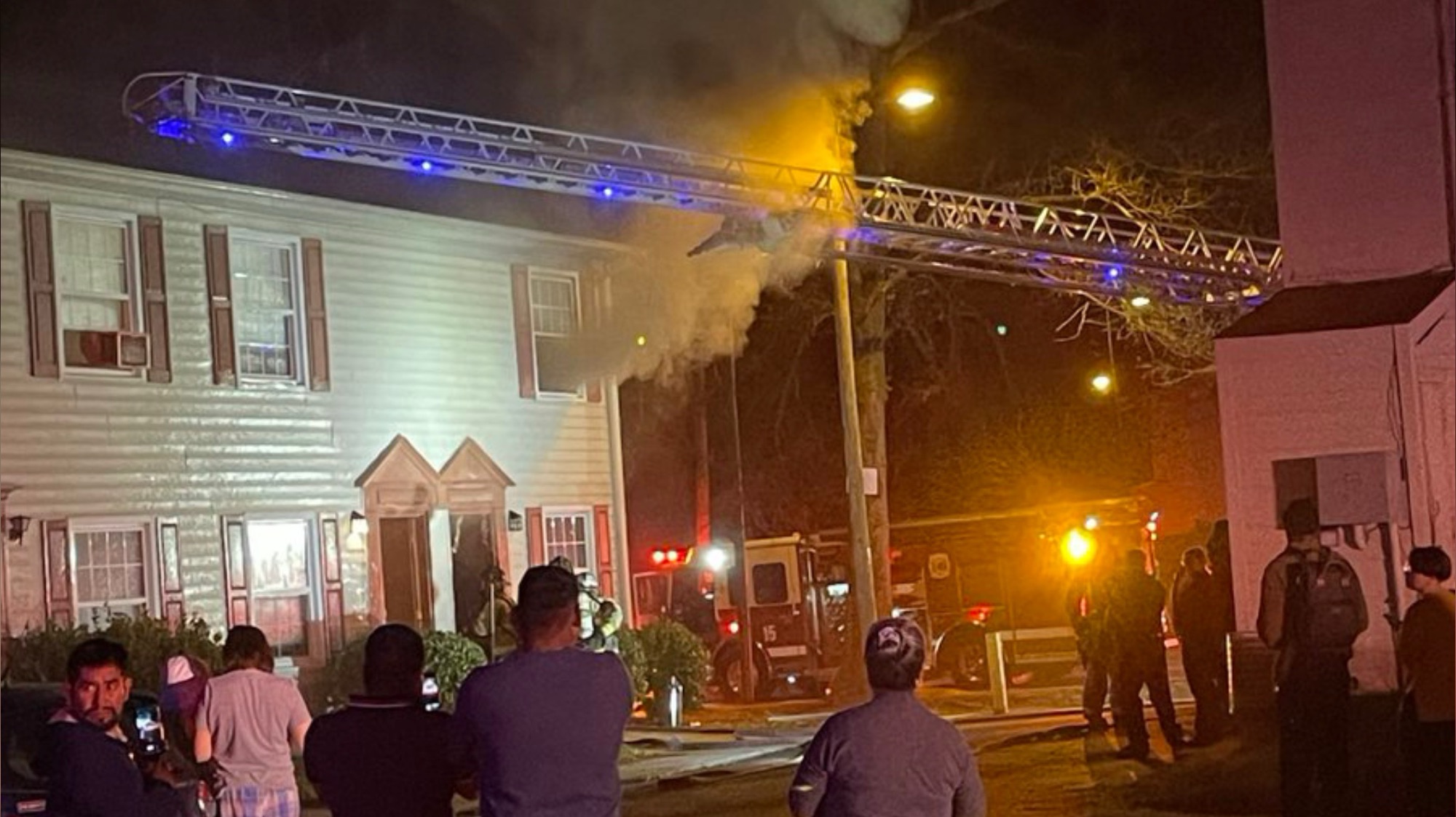 Incendio en apartamentos en norte de Charlotte