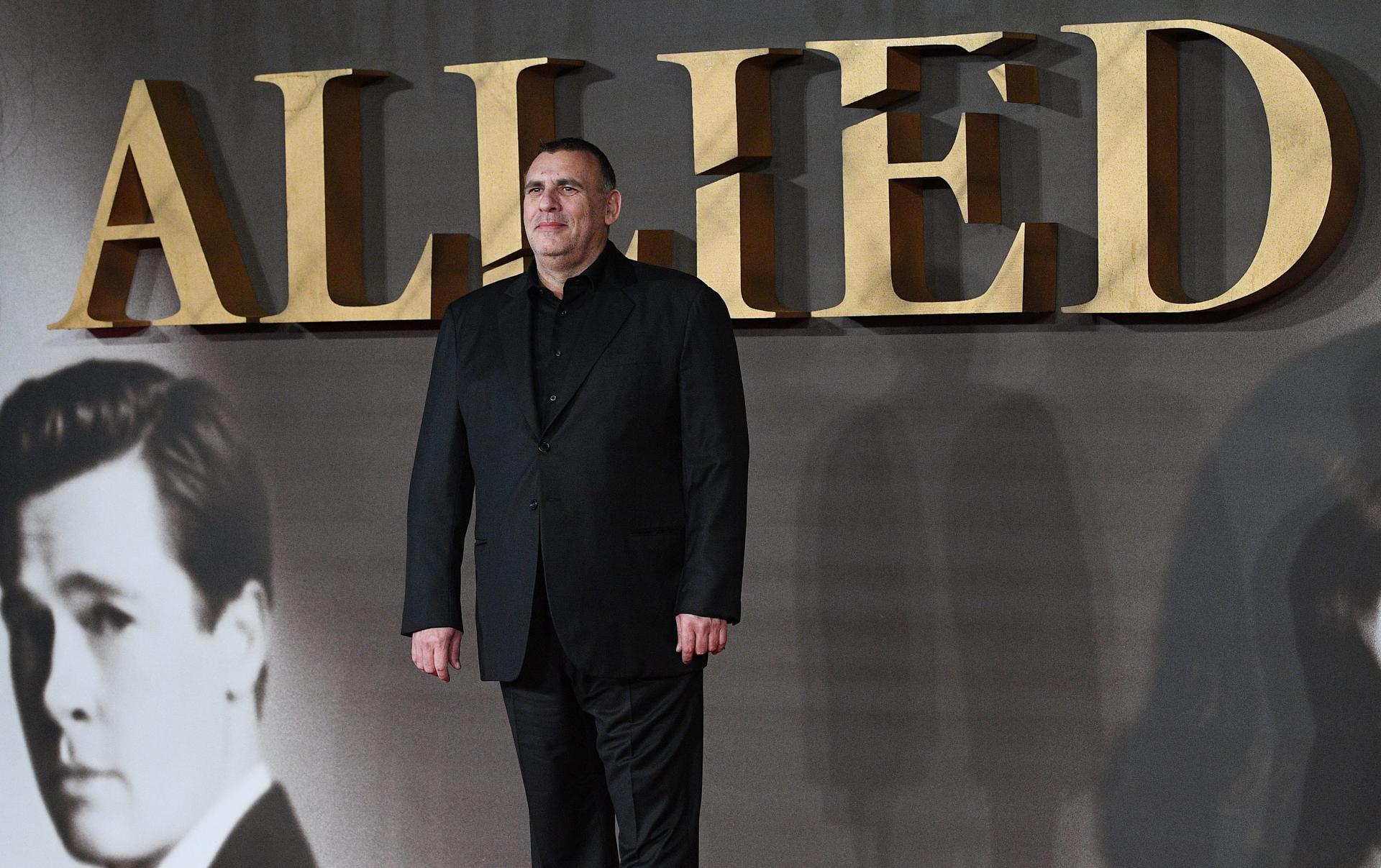 El productor de la película de Michael Jackson niega que se limpie la imagen del ídolo Fotografía de archivo del productor británico Graham King. EFE/Facundo Arrizabalaga