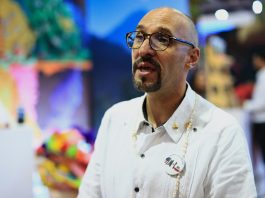 Los empresarios esperan un año “bueno” para el turismo en México pese a retos de seguridad El presidente de la Confederación de Cámaras Nacionales de Comercio, Servicios y Turismo (Concanaco-Servytur) Octavio de la Torre de Stéffano, habla durante una entrevista con EFE el 12 de abril de 2024, en Acapulco (México). EFE/ David Guzmán