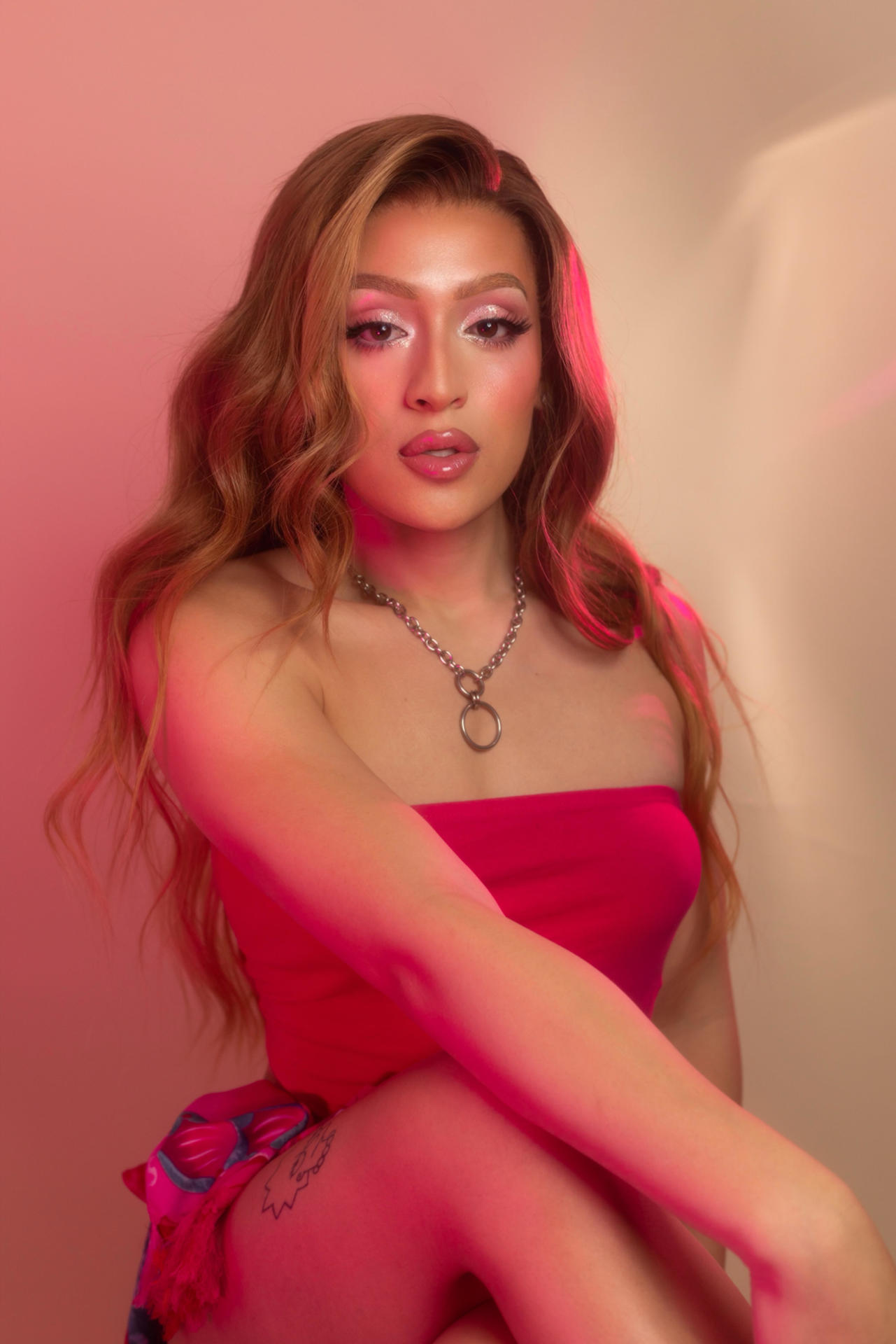 Villano Antillano reivindica a otras raperas, como Mala Rodríguez, en su nuevo disco Fotografía cedida por La Buena Fortuna Music donde aparece la rapera puertorriqueña Villano Antillano quien presentó 'Miss Misogyny', su segundo álbum de estudio, en donde rinde tributo a las mujeres rebeldes y reivindicando a otras raperas, como la española Mala Rodríguez, quien participa del disco. EFE/La Buena Fortuna Music /SOLO USO EDITORIAL /NO VENTAS /SOLO DISPONIBLE PARA ILUSTRAR LA NOTICIA QUE ACOMPAÑA /CRÉDITO OBLIGATORIO