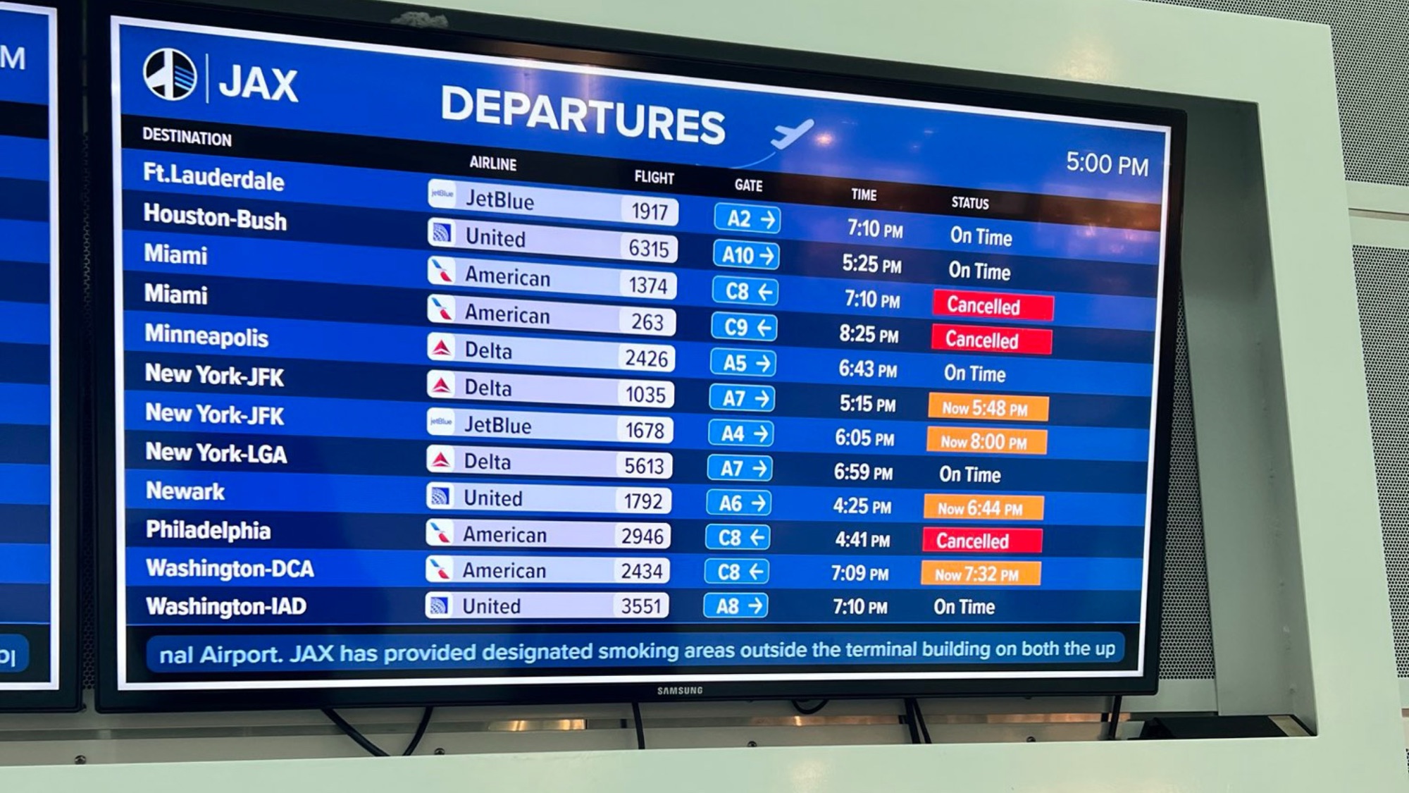 Cancelados decenas de vuelos con destino a Jacksonville