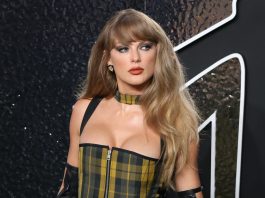 Taylor Swift reina en los MTV VMA con siete premios y agradece el apoyo de su novio La cantante Taylor Swift posa durante la alfombra roja de los MTV Video Music Awards 2024, en el UBS Arena este miércoles, en Nueva York (Estados Unidos). EFE/ Octavio Guzmán