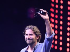 El actor Bradley Cooper llama en México a invertir en cuidar a los enfermos de cáncer El actor estadounidense Bradley Cooper, participa este viernes en el foro "México SIglo XXI", que se lleva a cabo en el Auditorio Nacional, en la Ciudad de México (México). EFE/Mario Guzmán