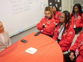 Mejora asistencia escolar en el Condado de Duval