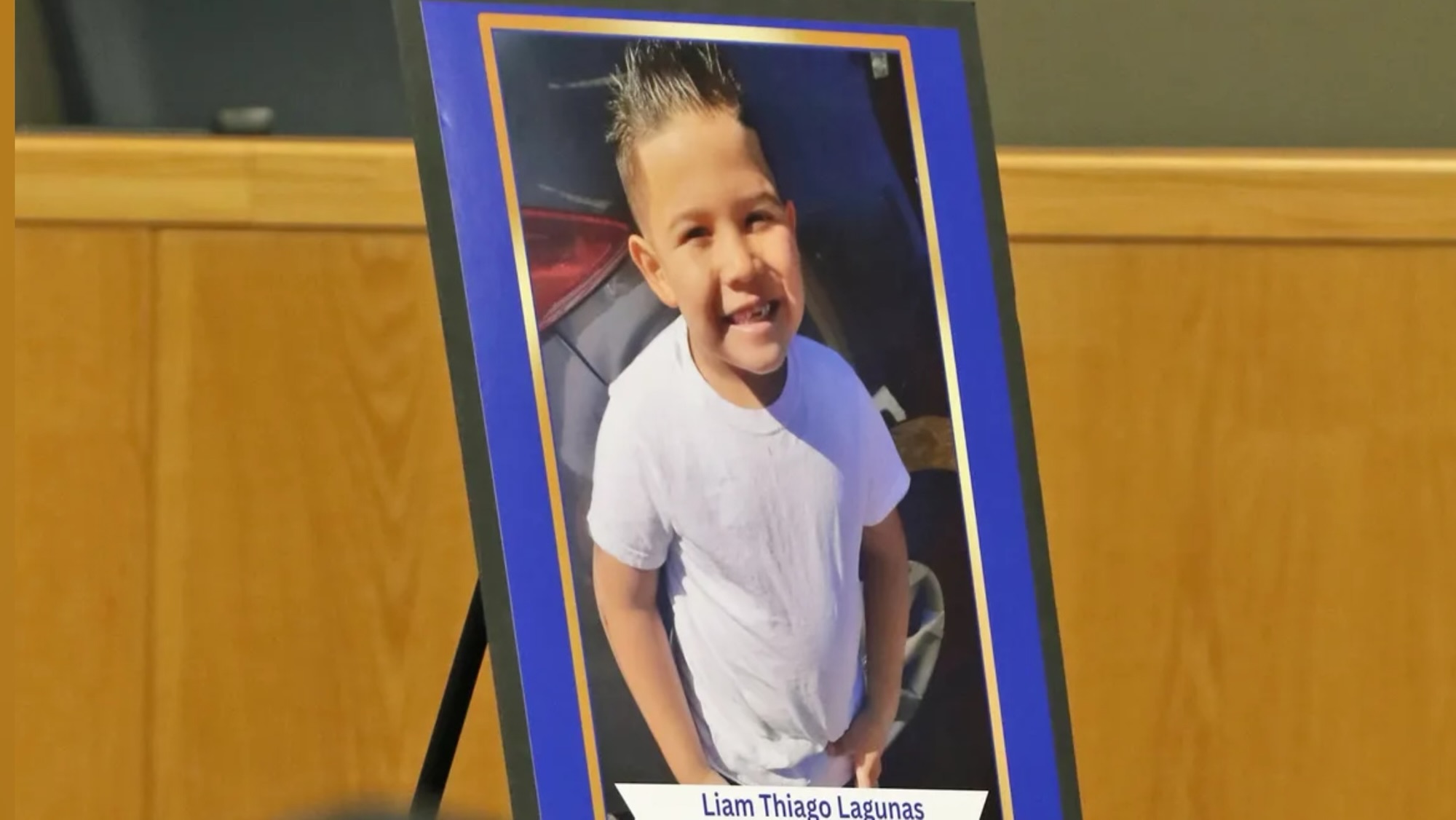 Presentan proyecto de ley en honor a niño que murió en accidente