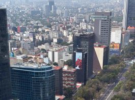 Mundial de Fútbol 2026 espera disparar un 20 % la oferta de vivienda turística en México Panorámica donde se ve el monumento Ángel de la Independencia, en la Ciudad de México (México). EFE/ Alex Cruz