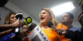 Puerto Rico y República Dominicana acuerdan mejorar conexión aérea para fomentar turismo Imagen de archivo de la gobernadora de Puerto Rico, Jenniffer González. EFE/ Thais Llora