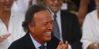 Nueva biografía lleva la vida de Julio Iglesias “a la crónica con ambición literaria” Archivo. EFE/Thais Llorca
