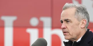 Canadá anuncia que combatirá los aranceles de Trump al acero, aluminio y automóvil Archivo. EFE/EPA/GRAHAM HUGHES