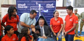 Gobierno de México aguarda descuentos a los aranceles impuestos a la industria automotriz Fotografía cedida por la Secretaria de Economía donde se observa a su secretario Marcelo Ebrard (c) durante un evento este viernes, en la Feria Aeroespacial México (FAMEX) 2025, en Ciudad de México (México). EFE/Secretaria de Economía/SOLO USO EDITORIAL/NO VENTAS/SOLO DISPONIBLE PARA ILUSTRAR LA NOTICIA QUE ACOMAPAÑA(CRÉDITO OBLOGATORIO)