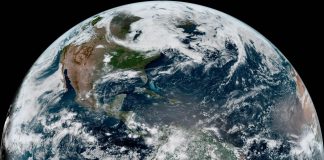 EEUU pronostica hasta 10 huracanes en una temporada del Atlántico por encima del promedio Fotografía satelital cedida por la Oficina Nacional de Administración Oceánica y Atmosférica (NOAA) a través del Centro Nacional de Huracanes (NHC) estadounidense donde se muestra una vista general al Océano Atlántico. EFE/NOAA-NHC /SOLO USO EDITORIAL /NO VENTAS /SOLO DISPONIBLE PARA ILUSTRAR LA NOTICIA QUE ACOMPAÑA /CRÉDITO OBLIGATORIO