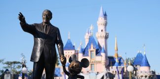 Emiratos anuncia un proyecto para construir un parque temático Disney en Abu Dabi Archivo. EFE/ Guillermo Azábal