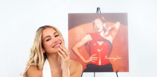 Fanny Lu celebra 20 años de carrera con ‘Una vida bien vivida’, su primer álbum en 14 años Fotografía cedida por 11:11 PR de la cantante colombiana Fanny Lu quien celebra sus 20 años de carrera lanzando 'Una vida bien vivida', su primer álbum en 14 años. EFE/ 11:11 PR /SOLO USO EDITORIAL/NO VENTAS/SOLO DISPONIBLE PARA ILUSTRAR LA NOTICIA QUE ACOMPAÑA (CRÉDITO OBLIGATORIO)