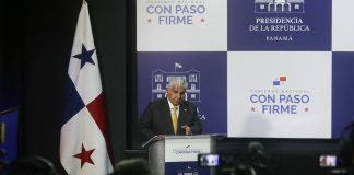 “A Panamá le conviene abrir los vuelos comerciales con Venezuela”, afirma Mulino El presidente de Panamá, José Raúl Mulino, habla una rueda de prensa este jueves, en Ciudad de Panamá (Panamá). EFE/ Carlos Lemos