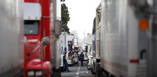 Camioneros piden a Gobierno de EEUU más controles a cargas peligrosas por riesgos de salud Archivo. EFE/ Bienvenido Velasco