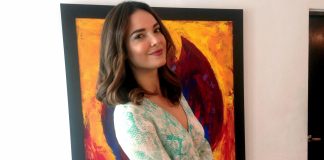 Denise Quiñones vuelve a la música con un tema propio escrito hace más de 15 años Fotografía de archivo del 5 de noviembre del 2015 de la Miss Universo 2001, la puertorriqueña Denise Quiñones, posando durante una entrevista con EFE, en San Juan (Puerto Rico). EFE/Jorge Muñiz