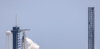 La misión Crew-11 de la NASA y SpaceX suspende su lanzamiento debido a las nubes EFE/EPA/CRISTOBAL HERRERA-ULASHKEVICH