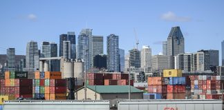 La economía canadiense se contrajo un 0,1 % en mayo por segundo mes consecutivo Fotografía de archivo. EFE/EPA/GRAHAM HUGHES