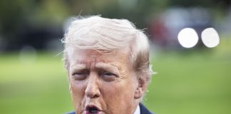 El Gobierno de Trump abre hasta la medianoche portal para que venezolanos renueven el TPS EFE/EPA/JIM LO SCALZO