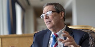 Canciller cubano acusa a EEUU de emprender despliegue “ofensivo y amenazador” en el Caribe El canciller de Cuba, Bruno Rodríguez Parrilla, habla en una entrevista con EFE este miércoles, en Nueva York (Estados Unidos). EFE/ Ángel Colmenares